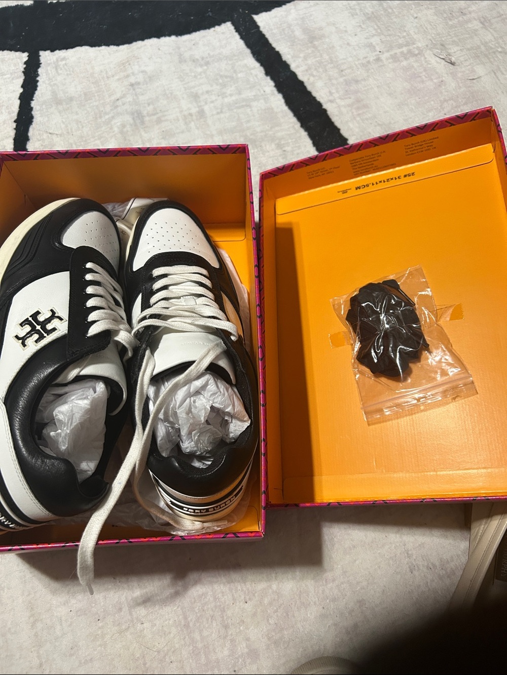 Tory Burch Black & White Leather Low-Top Sneakers - Picture 4 of 4
